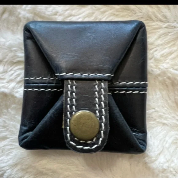 Navy Leather Coin Pouch - Picture 1 of 1
